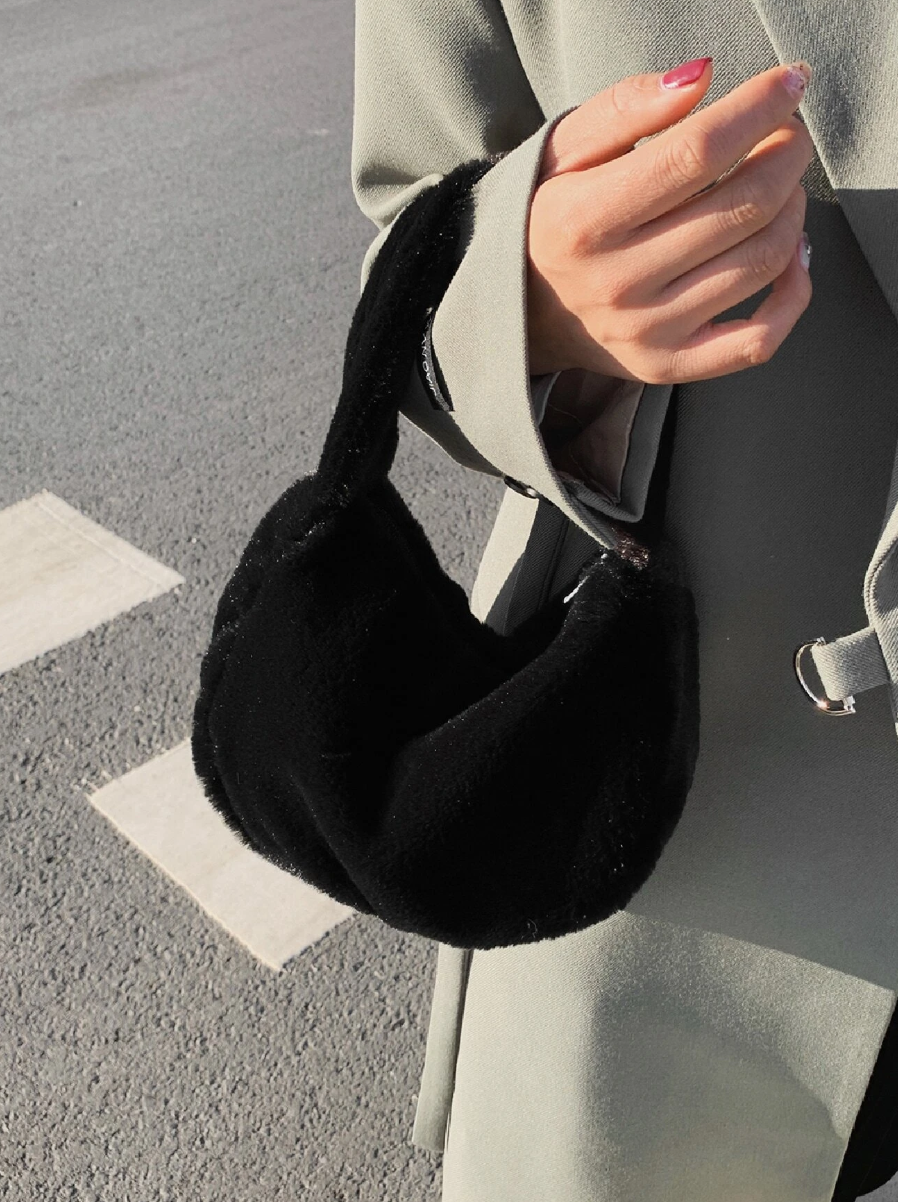 White / Black super soft bag - Kamuxury