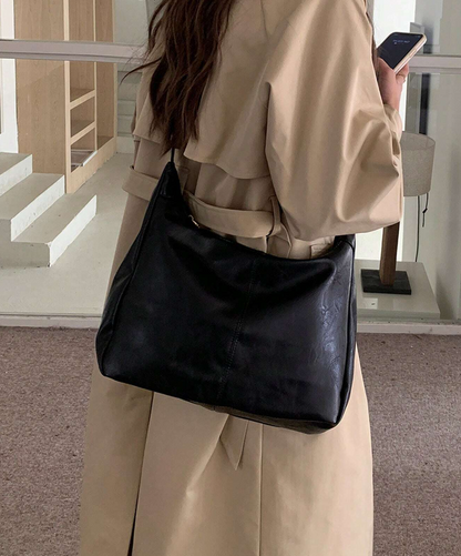 Gabrielle Black crossbody handbag - Kamuxury