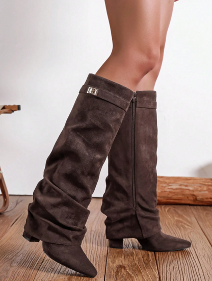 Suede Boots - Kamuxury