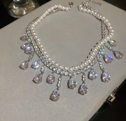 NEW COLLECTION : Pearl necklace with Crystal pendant - Kamuxury