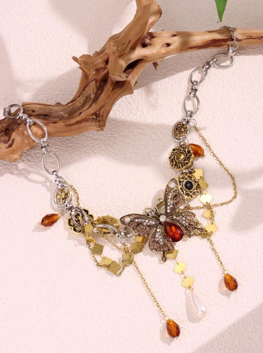 Baroque Butterfly Choker – Vintage-Inspired Elegant Necklace with Crystals and Pearls - Kamuxury