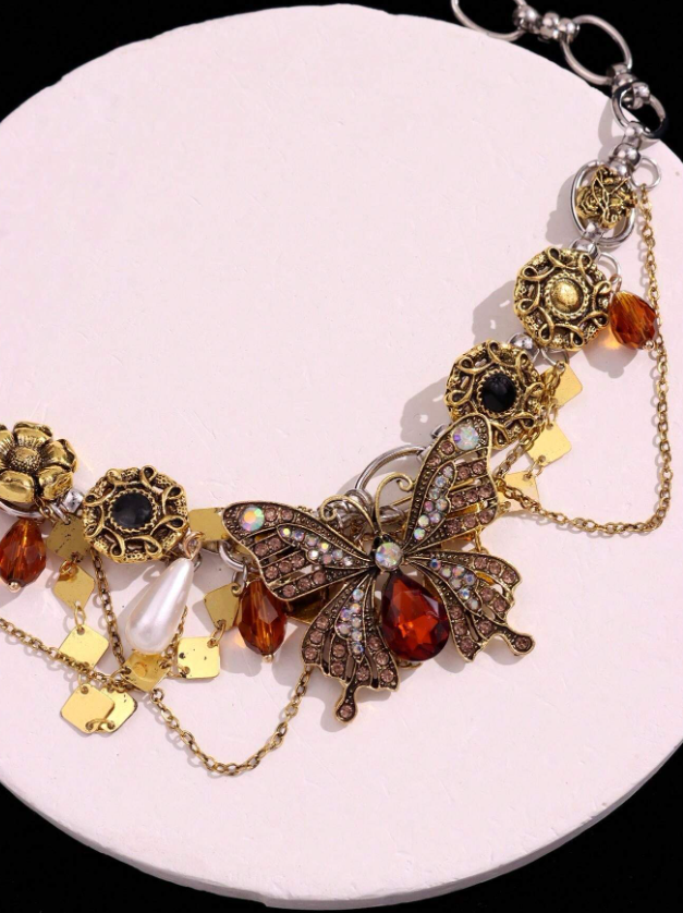 Baroque Butterfly Choker – Vintage-Inspired Elegant Necklace with Crystals and Pearls - Kamuxury