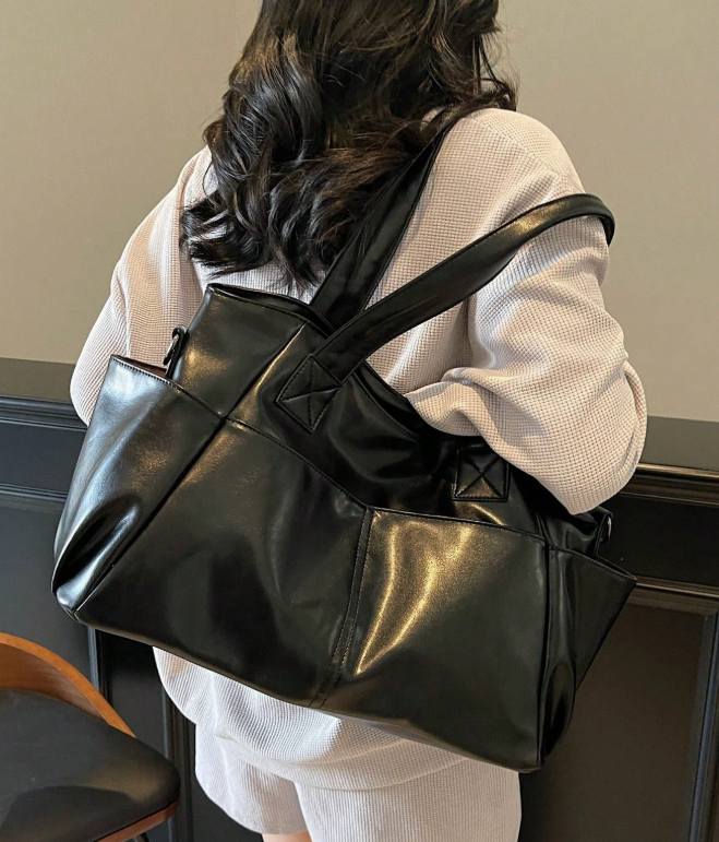 Pokkie bag - For those who love pockets - Kamuxury