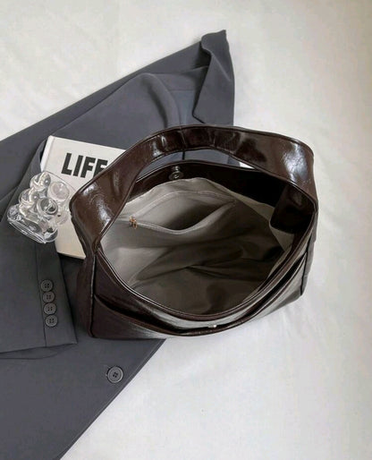 Magnifique sac à main couleur chocolat