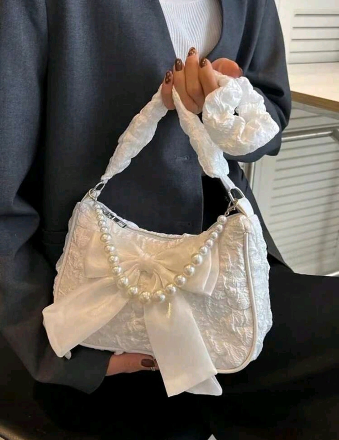 White lace handbag