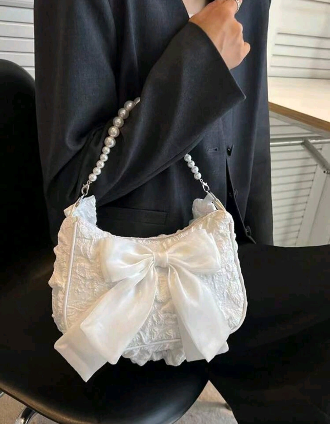 White lace handbag